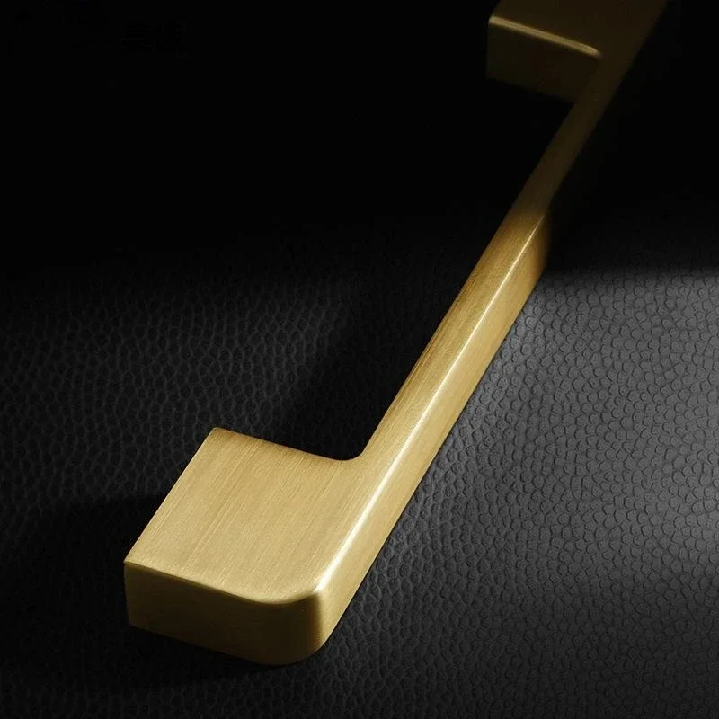 Złote szczotkowane okucia do s – Drawer Pull Gold recenzja i cena
